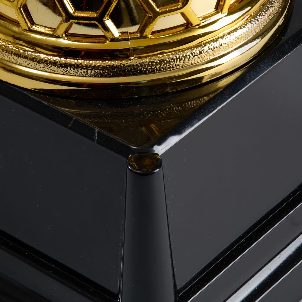 Кубок Vinna, большой, золотистый / Миниатюра WWW (1000)