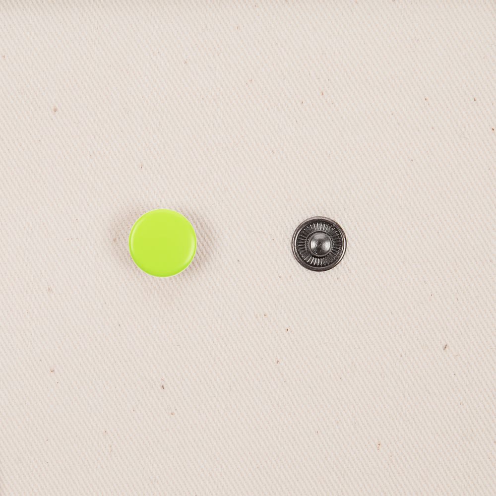 Кнопка Clavis, M, желтый неон / Миниатюра WWW (1000)