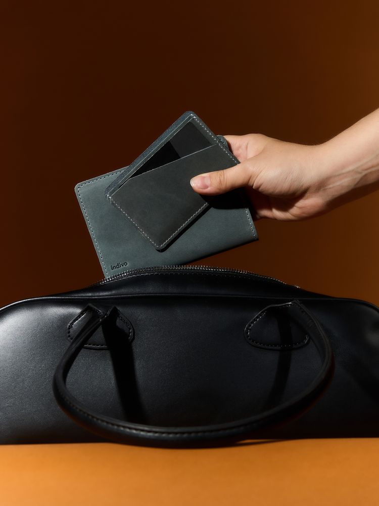 Обложка для паспорта inStream, серая / Миниатюра WWW (1000)