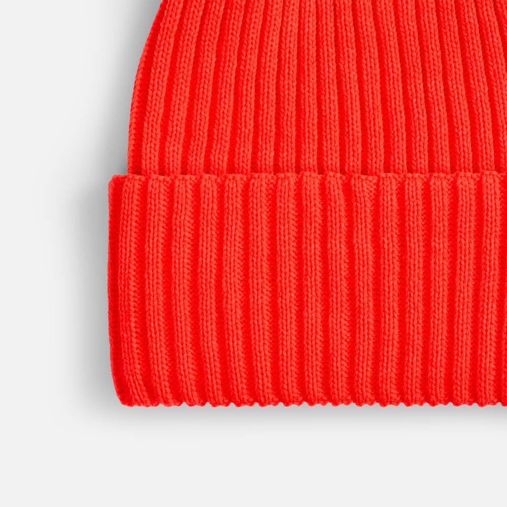 Шапка Yong, ярко-красная (кармин) / Миниатюра WWW (1000)