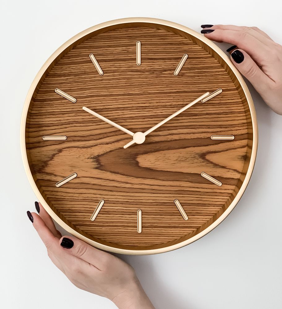 Часы настенные Peri, дуб / Миниатюра WWW (1000)