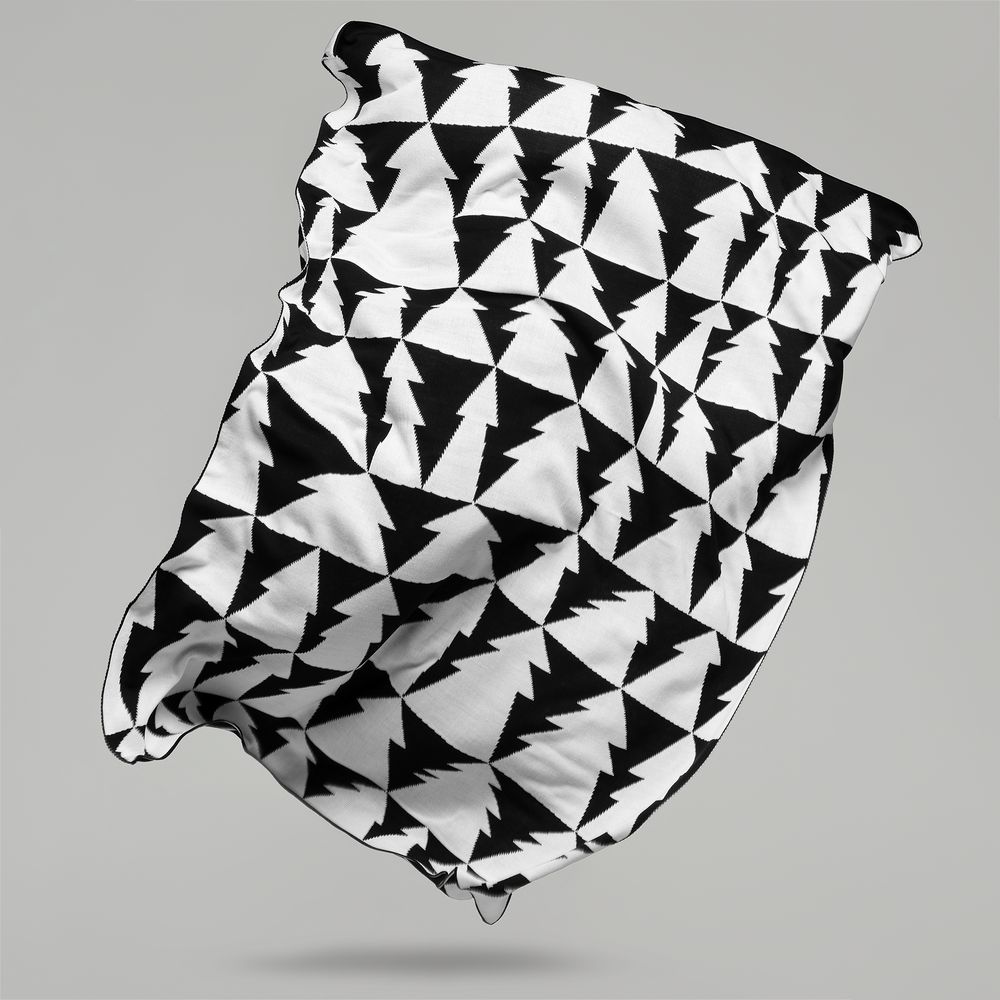 Плед «Танцующий лес», черно-белый / Миниатюра WWW (1000)