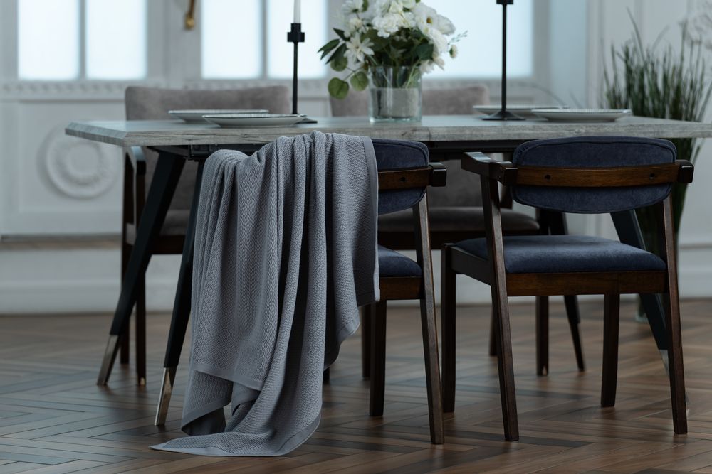 Плед Ornato, серый (дымчатый) / Миниатюра WWW (1000)