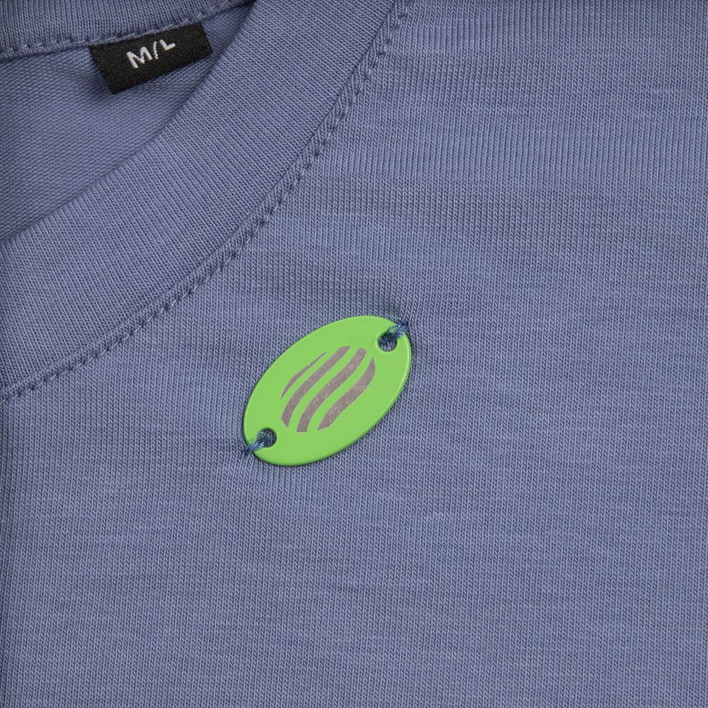 Шильдик металлический Alfa Oval, зеленый неон / Миниатюра нанесения (1000)