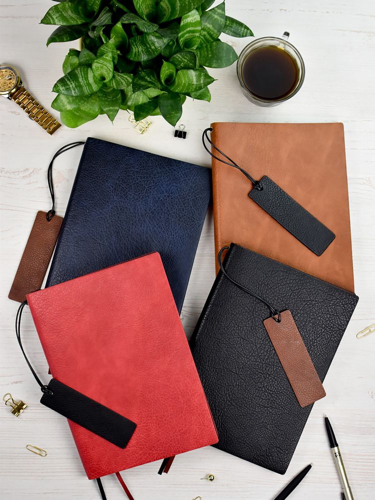 Ежедневник Avila, недатированный, красный / Миниатюра WWW (1000)