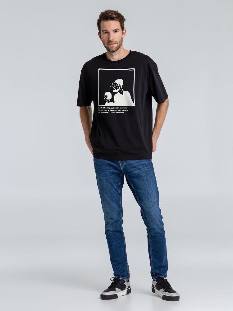 Футболка оверсайз «Леон», черная / Миниатюра WWW (1000)