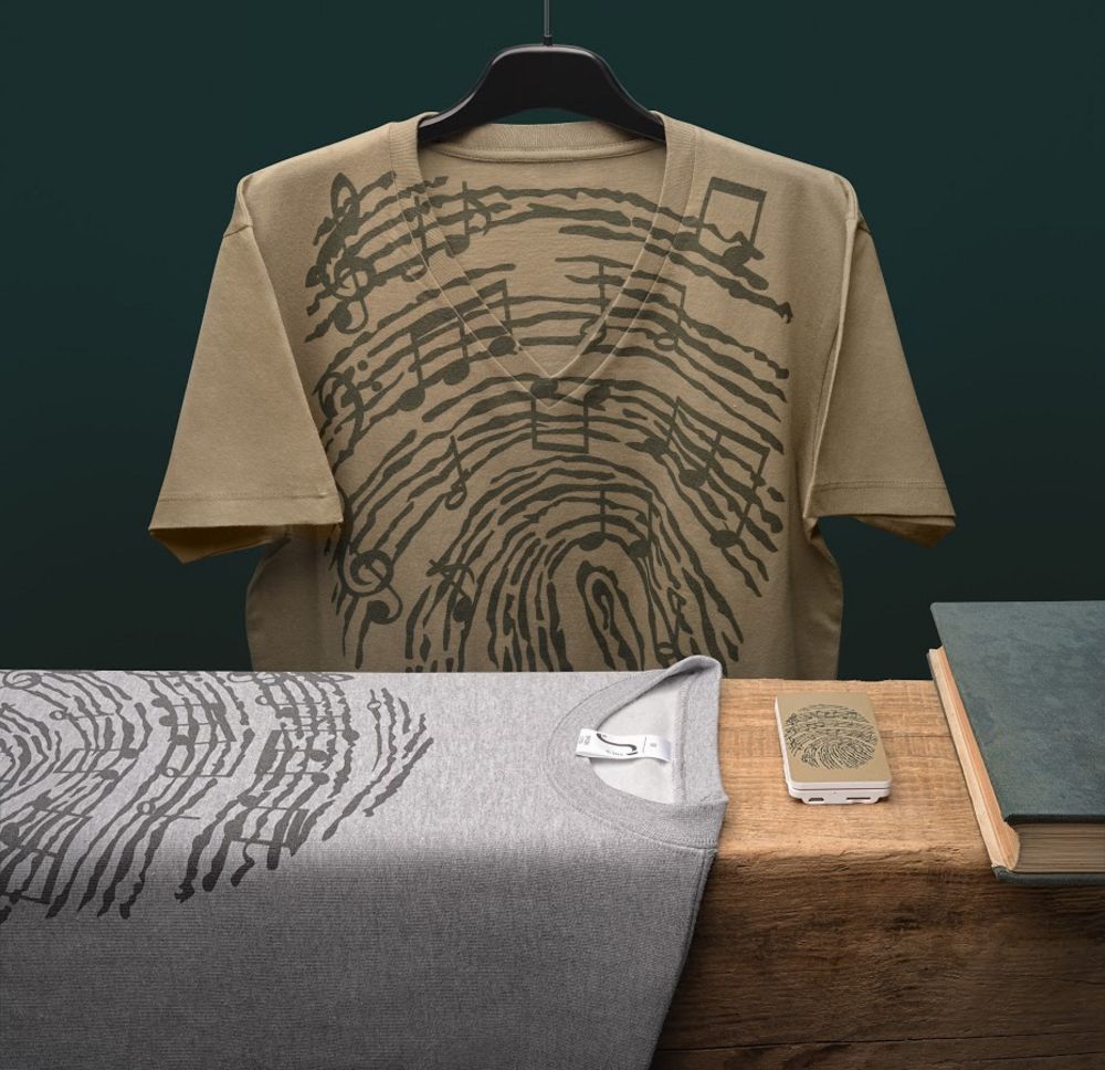 Футболка «Код вселенной» / Миниатюра WWW (1000)