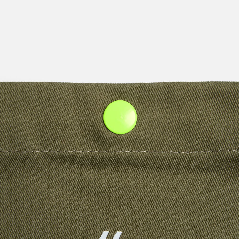 Кнопка Clavis, M, желтый неон / Миниатюра WWW (1000)