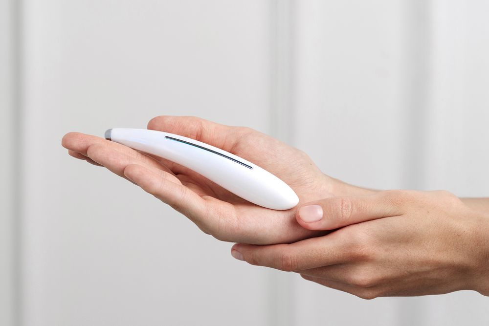 Массажер для глаз и лица Eyestick Light, белый / Миниатюра WWW (1000)