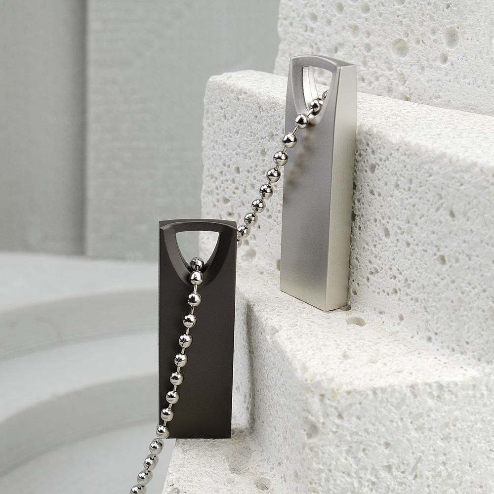 Флешка In Style Black, USB 3.0, 32 Гб / Миниатюра WWW (1000)