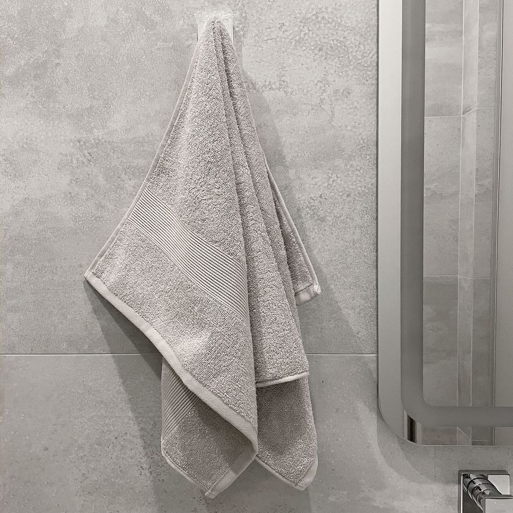 Полотенце махровое «Тиффани», большое, светло-серое (лунный рок) / Миниатюра имиджевого (1000)