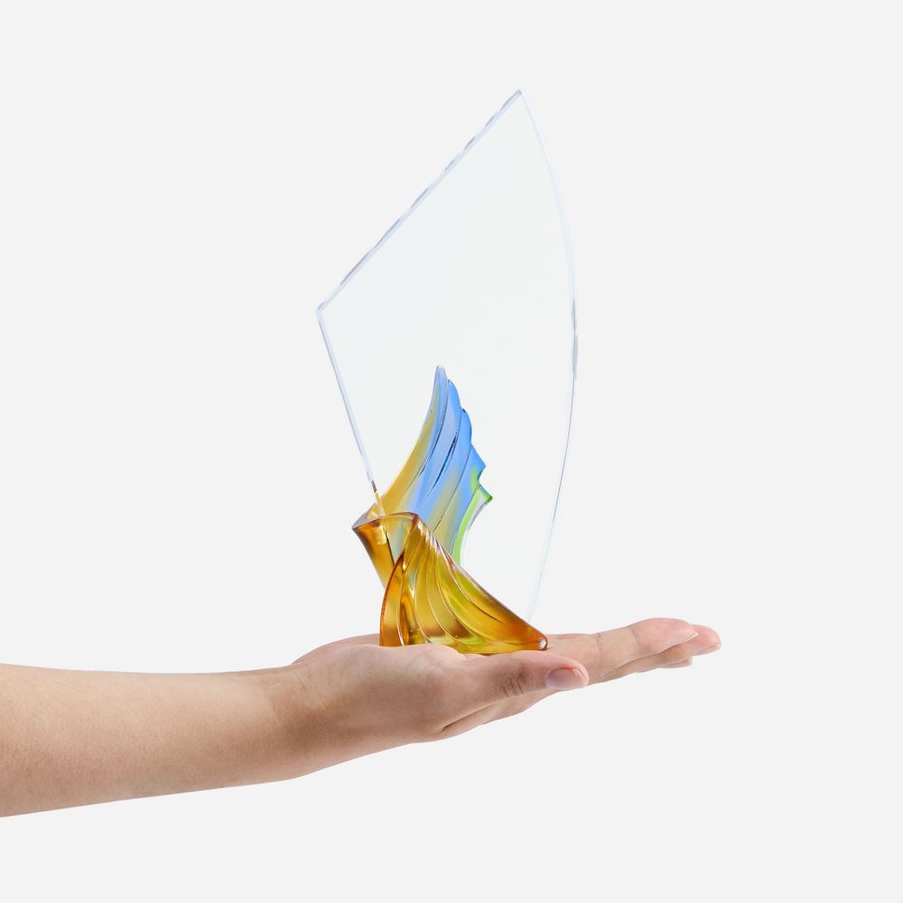 Стела Fair Wind / Миниатюра WWW (1000)