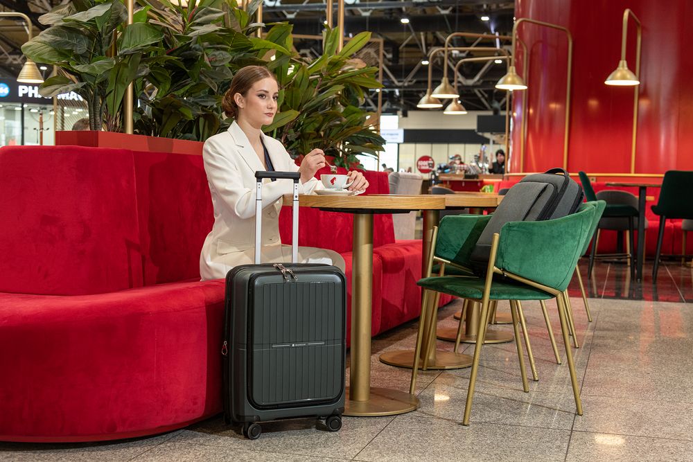 Чемодан Santiago S, темно-серый / Миниатюра имиджевого (1000)