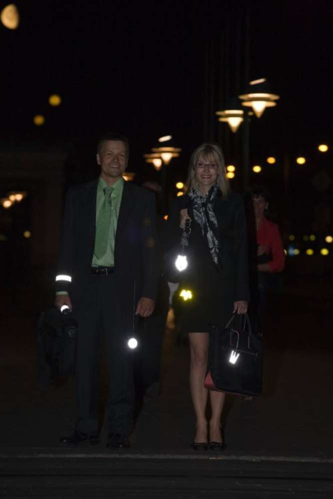 Пешеходный светоотражатель «Сердце», красный / Миниатюра WWW (1000)