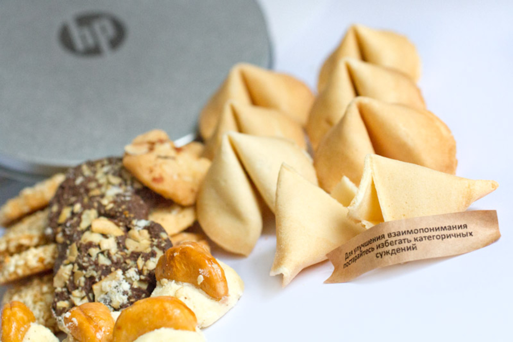 Коробка круглая, малая, серебристая / Миниатюра WWW (1000)